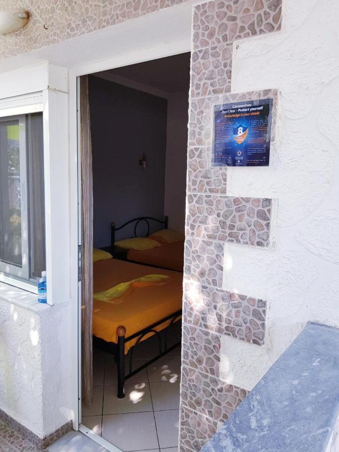 Konstantinos-Elli Rooms Vrasná Exteriér fotografie